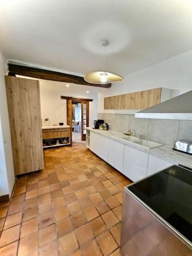 Konyha, Magnifique propriété en pierre (Magnifique propriete en pierre) in Chateau-Landon