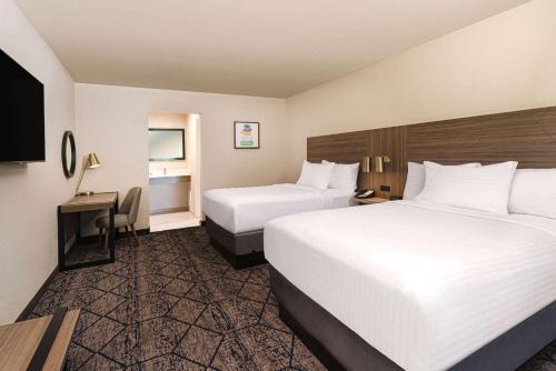 Ramada by Wyndham Modesto Yosemite Area