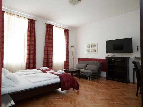 La Scala Apartments - image 6