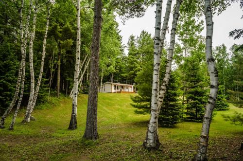 Kert, Chalet Sous Les Pins in Les Éboulements (QC)