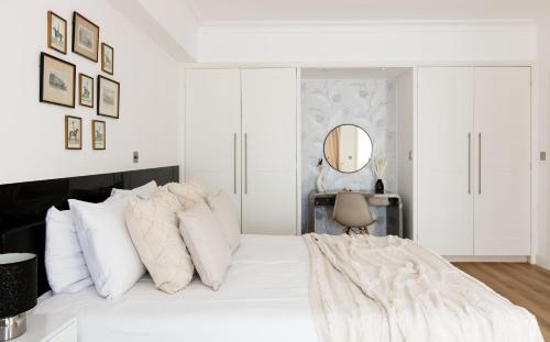 Spacious quiet 4bedrooms 6beds house with private garage 3min walk to Paddington Station, Londýn (fotografie 11)
