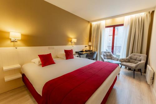  Comfort Double Room image 9