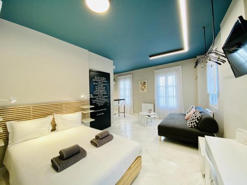Central Syntagma Square Studio in Athens - Shell Room Type - Studio Apartment