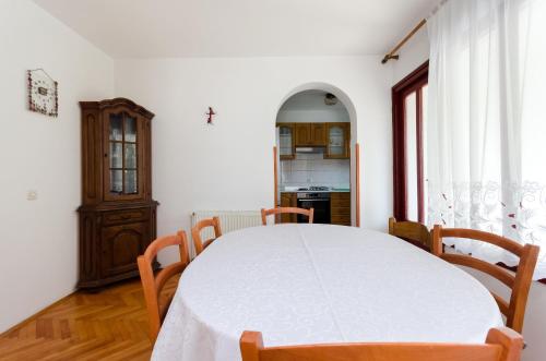 Apartments Zdenka - image 2