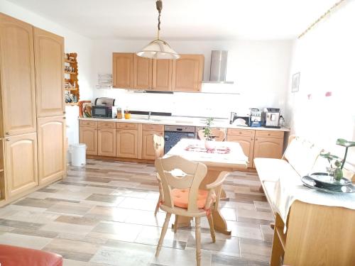 廚房, Ferienwohnung Mioritza in 卡爾穆恩茲