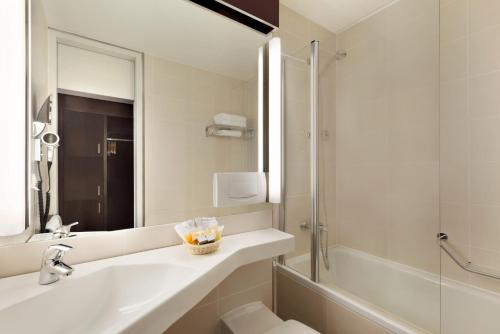 Ramada Nürnberg Parkhotel - image 10
