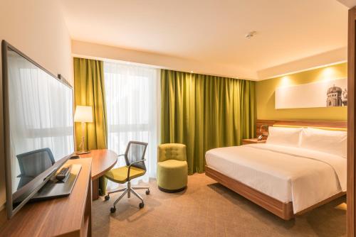room detail thumbnail 1