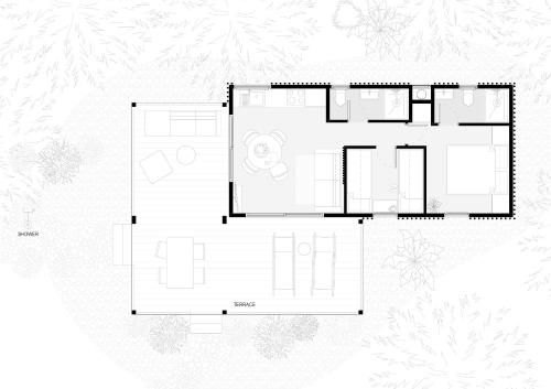 Deluxe Two-Bedroom Glamping Home with Terrace and Sea View image 2