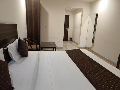 Hotel Samara Kingdom Near Delhi Airport