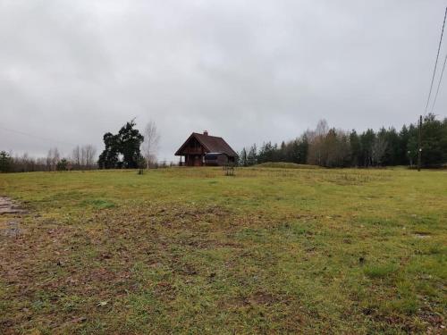 Tapa Cottage next to disc golf.