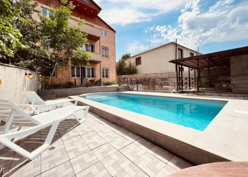 Lux Villa & Pool Dilijan