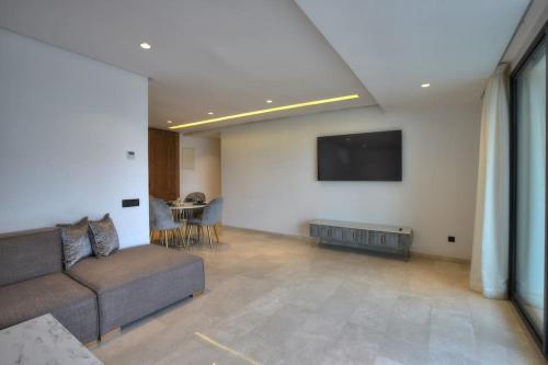 Appart en face de la tour CFC in 엘 울파