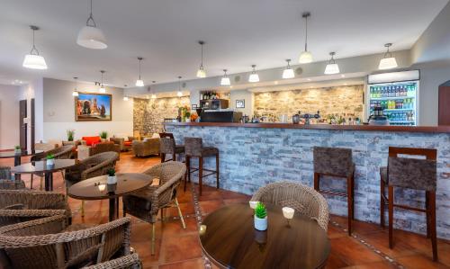 Hunguest Hotel Sun Resort - image 7