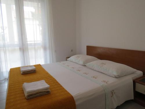 Two-Bedroom Apartment image 6