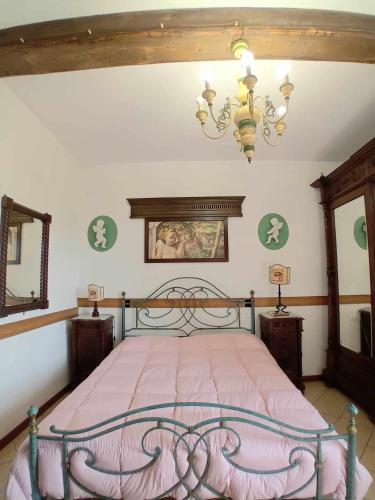 B&B Orvieto - Casa Serafina trilocale con arredi d'arte e parcheggio privato - Bed and Breakfast Orvieto