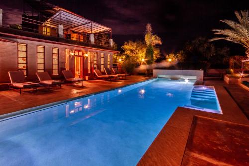 Accommodation in Tameslouht