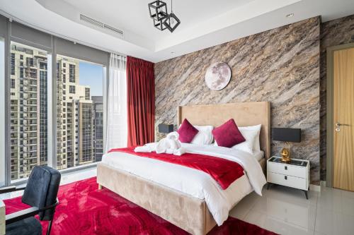Super High Infinity Pool and amazing Burj Khalifa View 3 Bedroom apartment in Paramount Hotel Midtown, Дубай (фото 7)