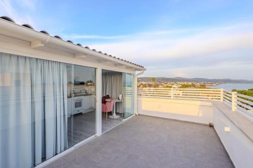 Apartment with Sea View