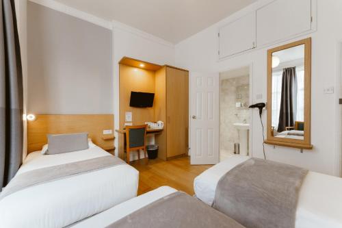 Star Hotel - B&B - image 7