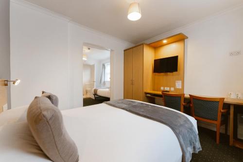 Star Hotel - B&B - image 6