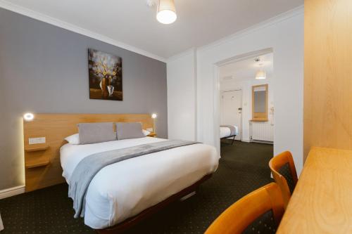Star Hotel - B&B - image 13