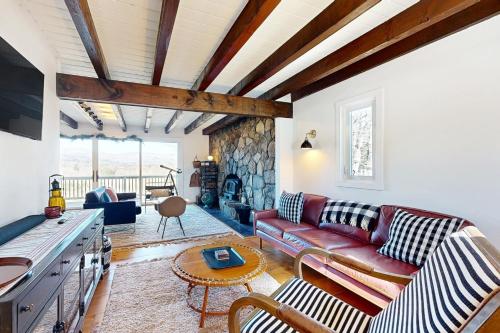 Heart Of The Mountains Heart Of The Mountains