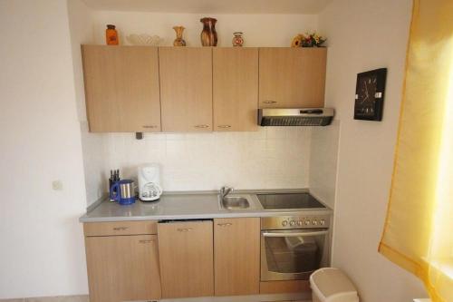 One-Bedroom Apartment with Balcony image 7