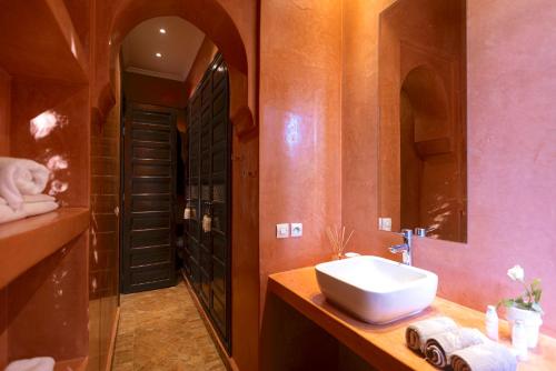 Palais Sena Palais Sena