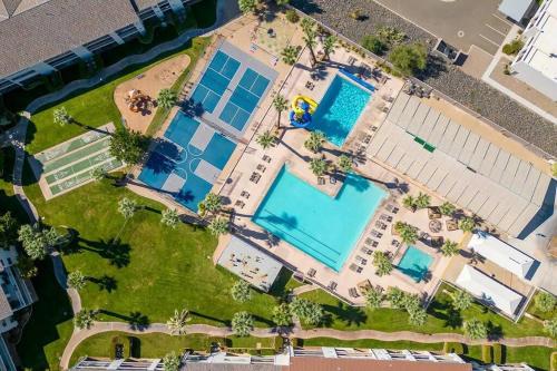 Perfect Family Escape - 3 Bed Condo with Pools Perfect Family Escape - 3 Bed Condo with Pools