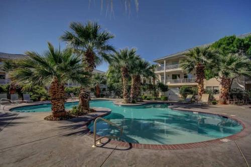 Perfect Family Escape - 3 Bed Condo with Pools Perfect Family Escape - 3 Bed Condo with Pools