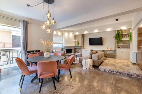 Athens Boutique Apt. - walking to Acropolis, Афины