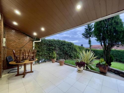 Captivating 3-Bed House in Kigali Rwanda, Kigali