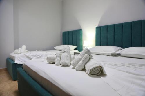Sea View Apartments - The Suite - image 3