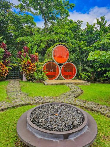 Arenal Secret Gardens, Фортуна