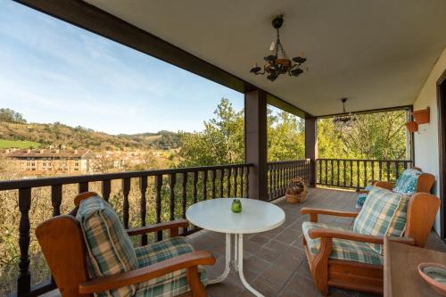 Río y Encanto: Casona en Puente Viesgo