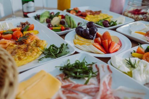 Blue Pearl Elite Apartments