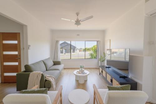 Hobart Best Price - Ideal Home for Retreat - Apartment - Derwent Park