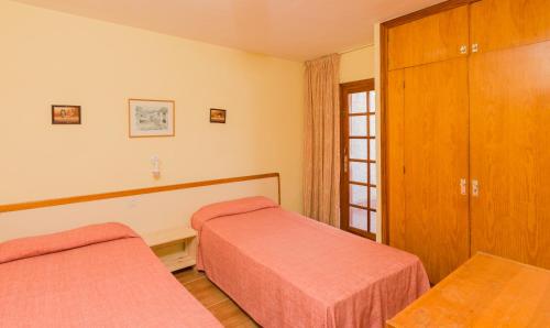 Apartamentos Tinerfe Garden - image 12