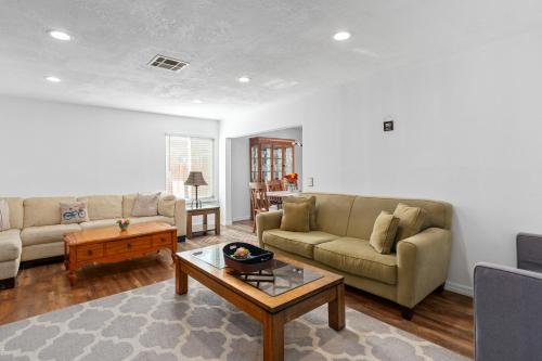 Indio Home with Heated Pool 2 Mi to Coachella! in Indio, USA