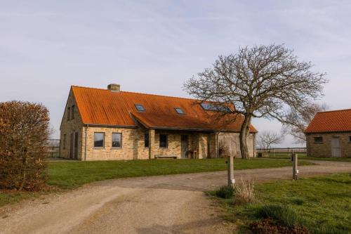 Rustic family holiday home for up to 8 people located in the green of the countryside