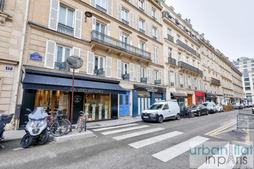 62 - Beautiful Apartment Triangle d- 100m from Champs-Elysees - main image