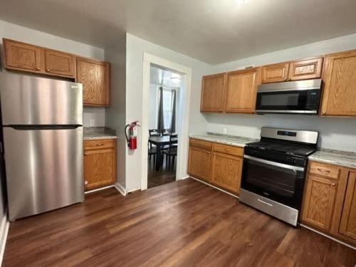 Home Plate Apt 1 All Star Baseball Rentals - image 8