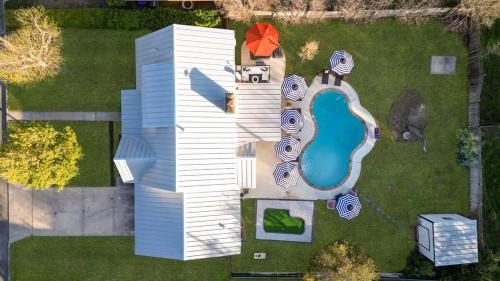 Large Pool&Mini Golf HotTub Near Alamo&Riverwalk – khách sạn tại Làng Đồi Quê