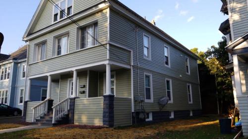 Shortstop Apt 1 All Star Baseball Rentals in Oneonta (New York)