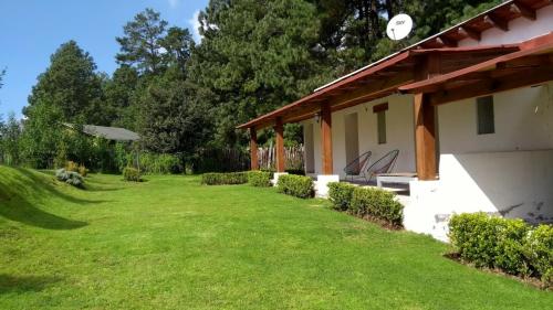 . Hotel Rancho Escondido