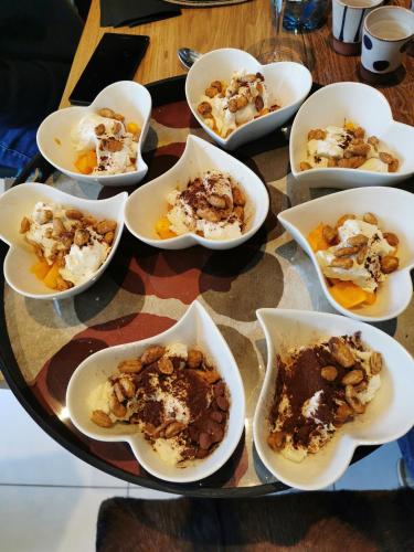 Food and beverages, LA FEE VIVIANE in Villerest