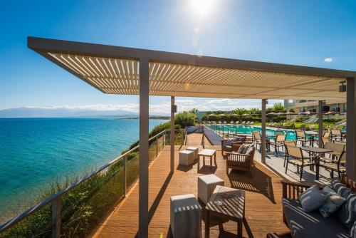 Iekārtas, Niforeika Beach Hotel in Paralia Niforeikon