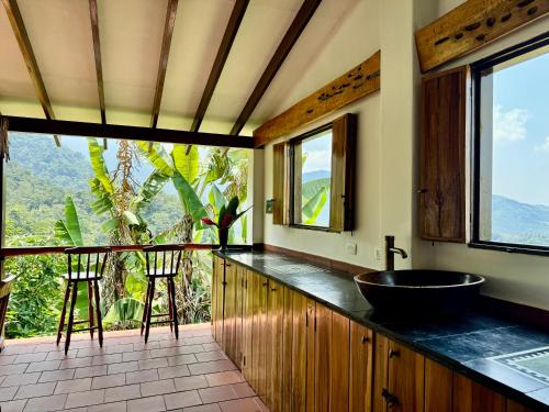 Вид, Mundo Nuevo ECO LODGE in Мінка