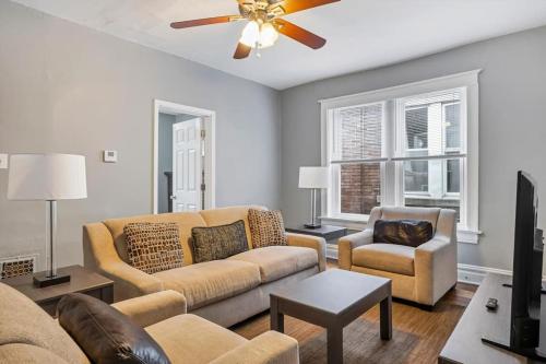 Breathtaking Unit in Shaw 2W