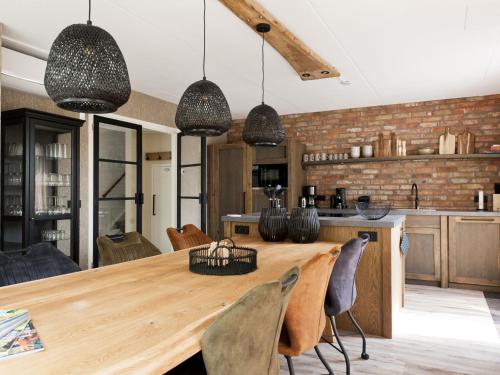 Holiday Home Metbroekhuis Wellness de Luxe by Interhome in Ter Apelkanaal